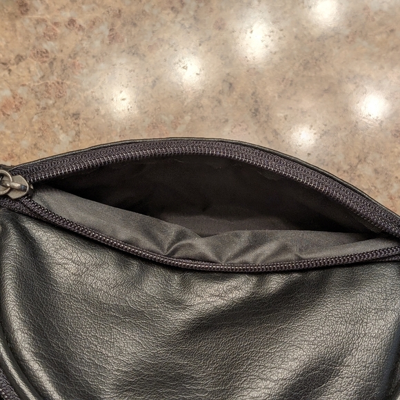 Harley Davidson authentic vintage Leather hip bag/fanny pack - Picture 9 of 11